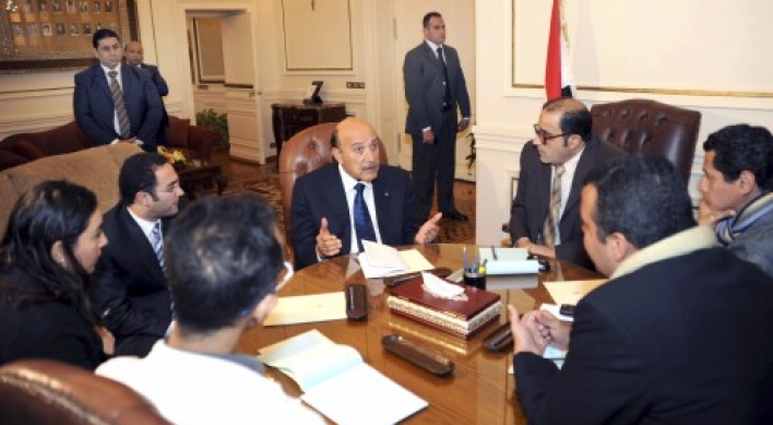 Egypt transition talks strained by pressure