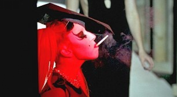 Lady Gaga prances for Mugler in Paris