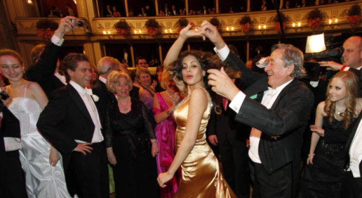 Ruby’s presence shakes up staid Vienna Opera Ball