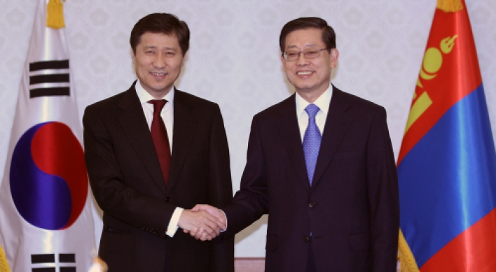S. Korea, Mongolia talk economic, civilian ties