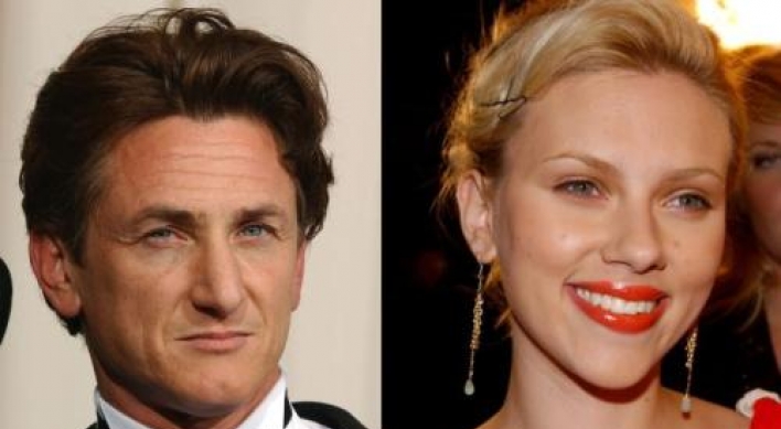 Scarlett Johansson and Sean Penn go public as a couple