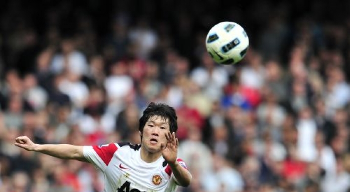 Rooney hat trick inspires Man United comeback