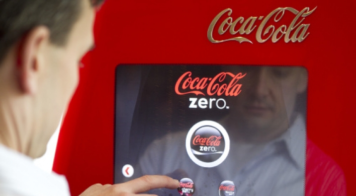 Soda drinkers' creativity gets free rein with high-tech machine