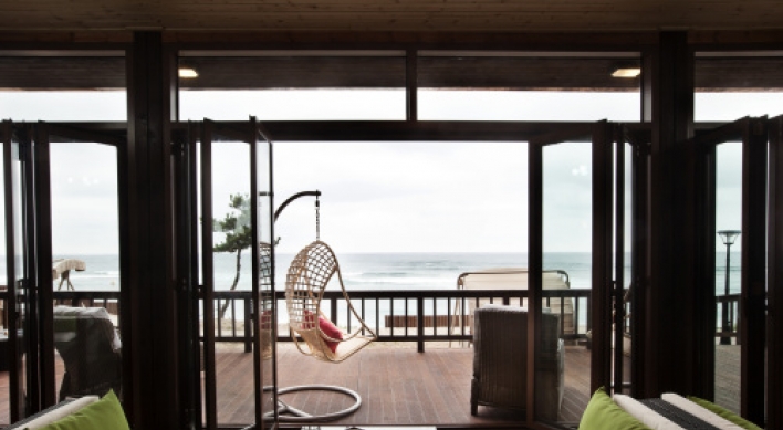 Enjoy private beach lounge in Jeju