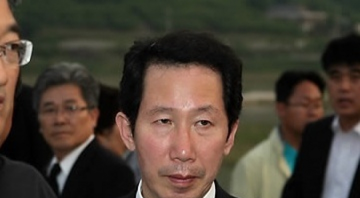 Ex-dissident and minister Kim Geun-tae dies at 64