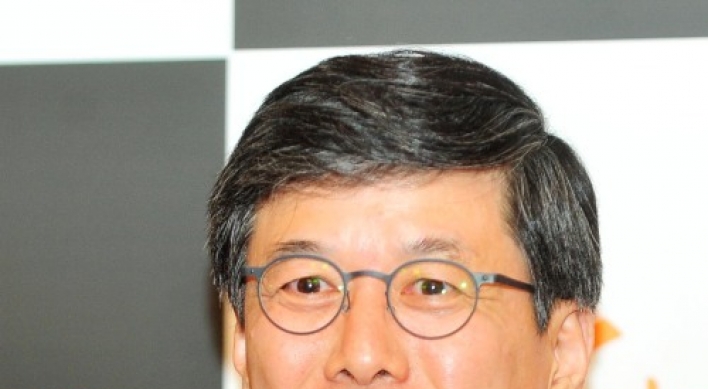 SK Telecom chief urges payment for network use