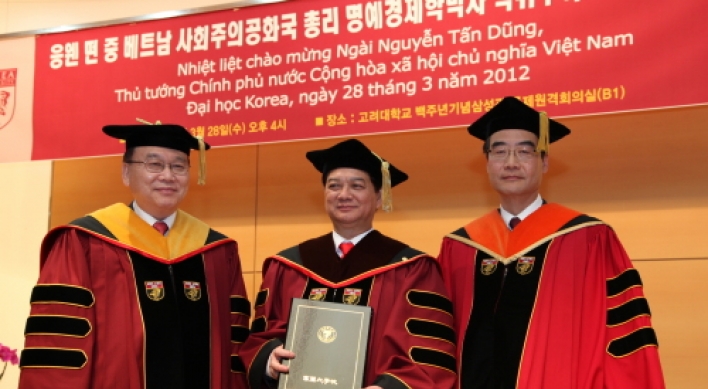 Honorary Ph.D. for Vietnam P.M.