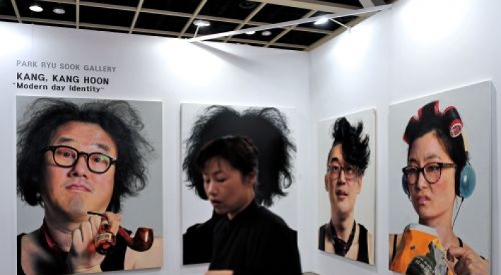 Spotlight on Asian art as Hong Kong fair opens