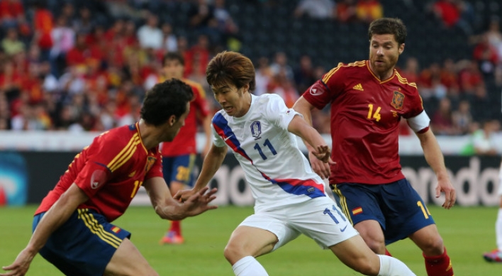 Spain whips Korea 4-1 in friendly