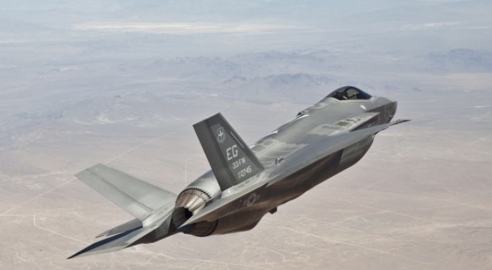 Controversy grows over F-35 flight test