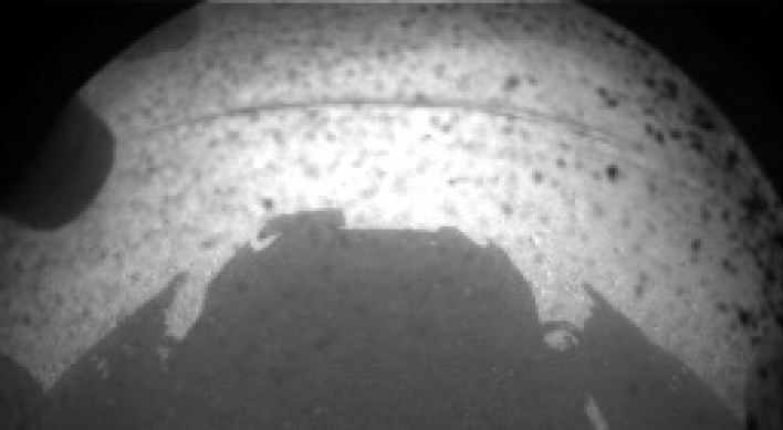 NASA rover lands on Mars after plummet