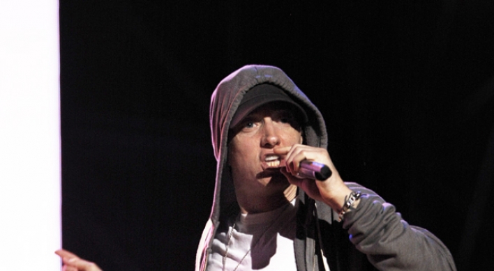 Ratings board says it was lied to about Eminem show