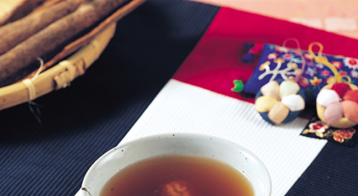 Sujeonggwa, (cinnamon punch with dried persimmons)