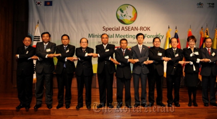Milestone set in forestry cooperation