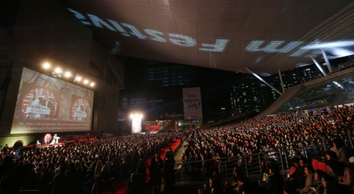 Thai, Lebanese films share top award at Busan festival