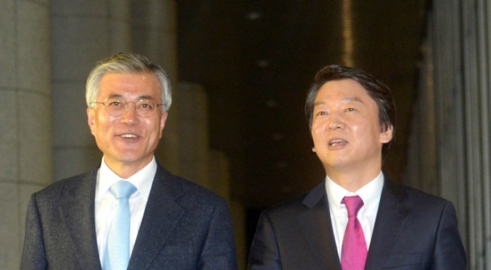 Moon, Ahn to unify by registration deadline