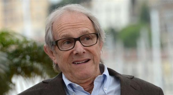 Ken Loach turns down Italian film prize over worker rights