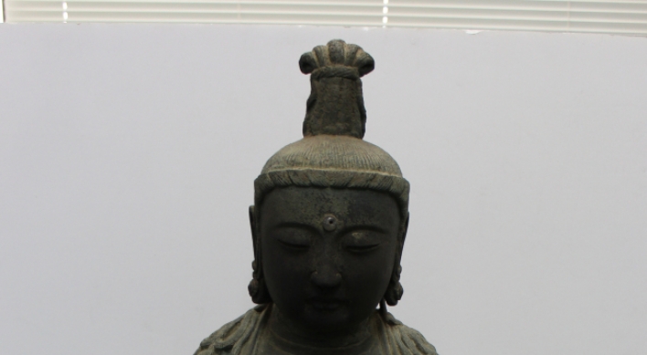 Korea, Japan quarrel over stolen Buddhist statue