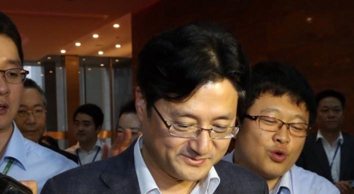 Park's office vents rage over opposition lawmaker's remark