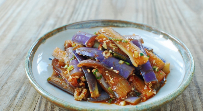 Gaji namul (steamed eggplant side dish)