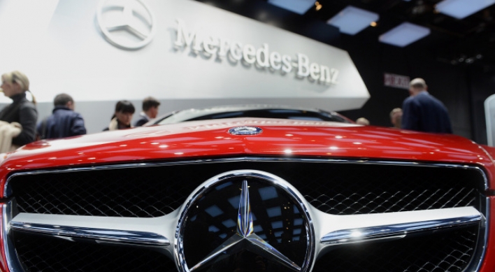 BMW chips away at 2013 Mercedes U.S. sales lead with July gain