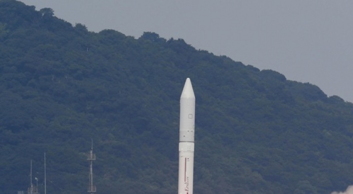 일본, 자체 개발 기술 로켓 발사