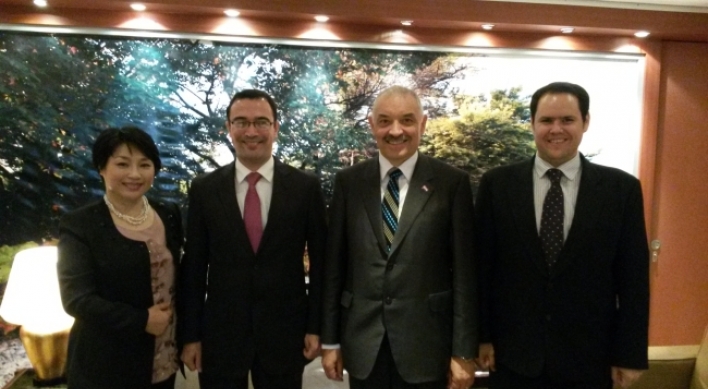Paraguay, Korea cooperate on broadband, public televsion