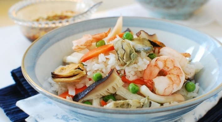 Haemul bap (seafood rice bowl)