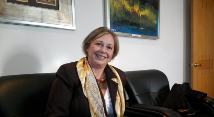 Uruguayan Ambassador Legnani encourages women to aim high