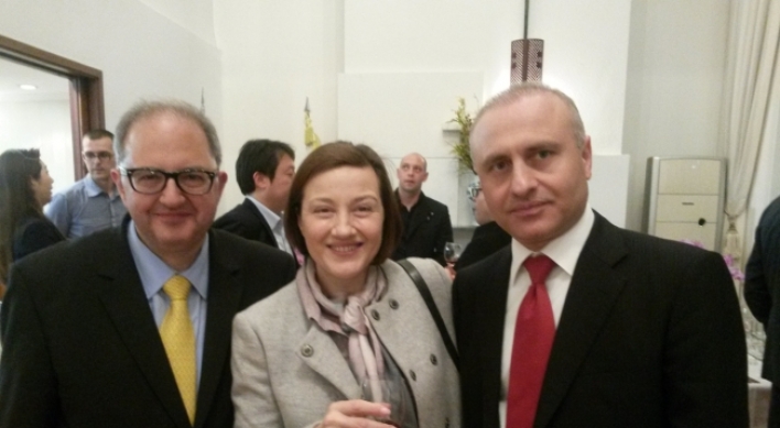 Envoy aims to bring back Bulgarian wines