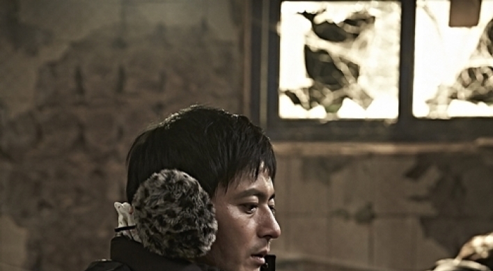 Snap shot of Jang Dong-gun, Kim Min-hee in film revealed