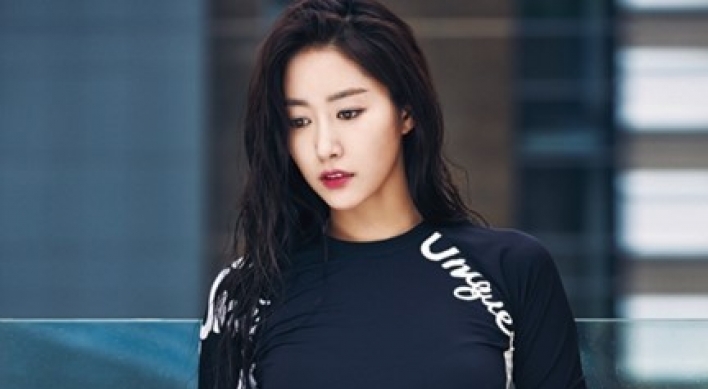 Jun Hye-bin’s sensual summer swimwear editorial