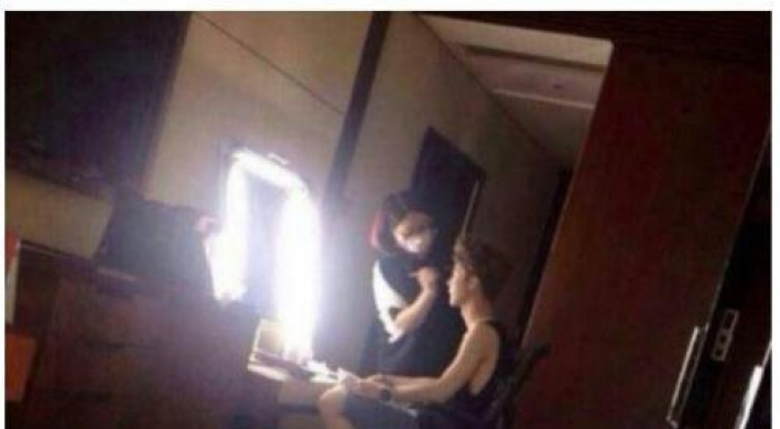 Hidden camera put in Luhan’s room by crazy fan