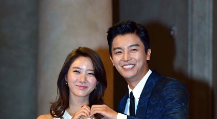Yeon Woo-jin and Han Groo reveal each other’s charms