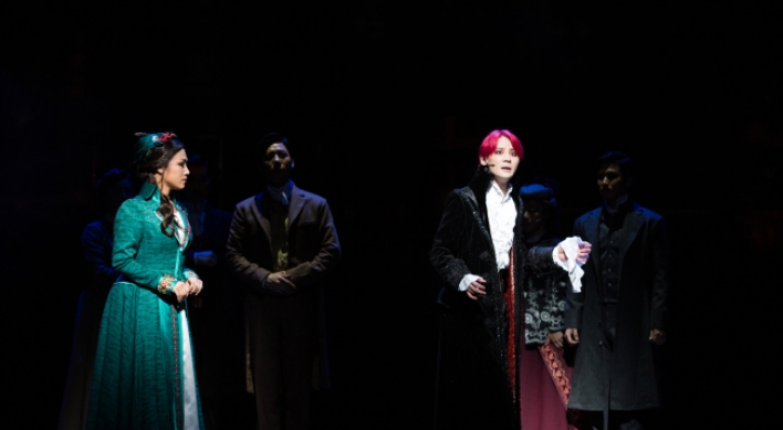 [Herald Review] ‘Dracula’: Blood, love and a red-haired Jun-su