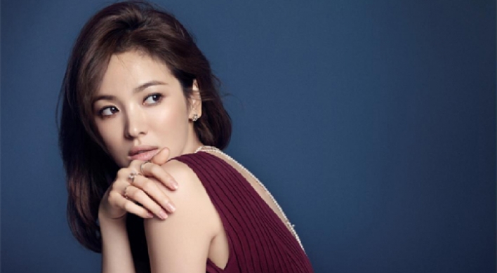 Song Hye-kyo’s jewelry shoot revealed