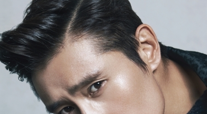 Lee Byung-hun knows Giorgio Armani