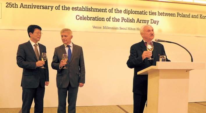 Korea, Poland celebrate silver jubilee of relations