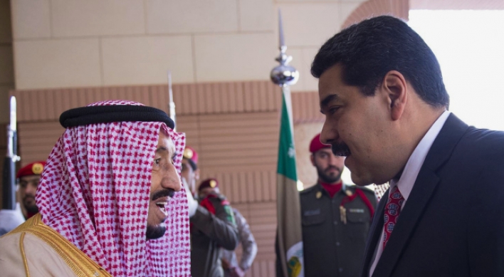 Maduro holds talks in OPEC kingpin Saudi
