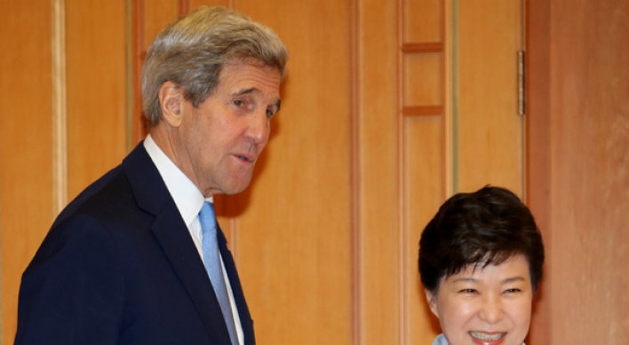 Park meets with Kerry on N. Korea