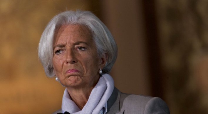 [News Focus] Out of patience, IMF flexes muscles in Greek crisis