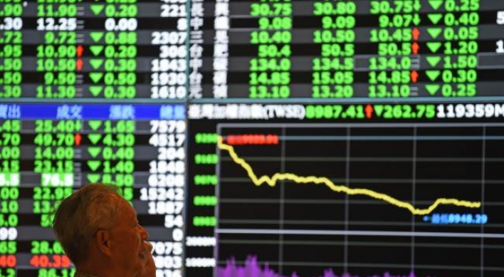 Asian stocks sink on China sell-off
