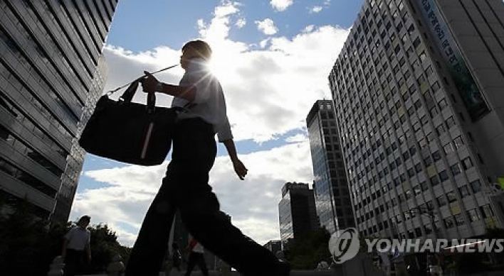 Korea tops ratio of underpaid workers in major economies