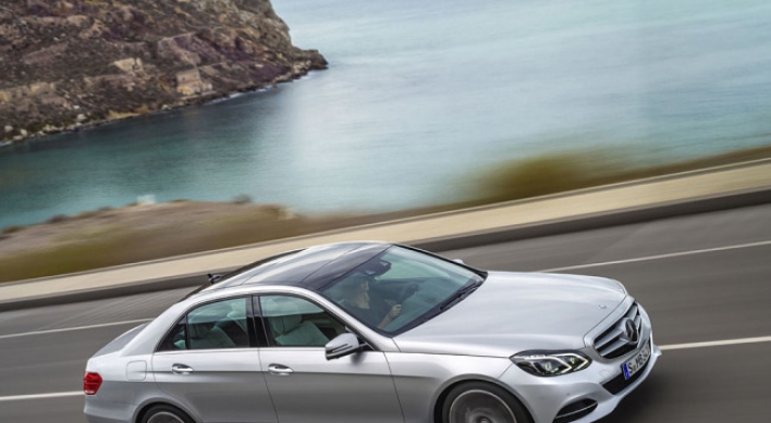 BMW, Mercedes-Benz enter premium taxi market