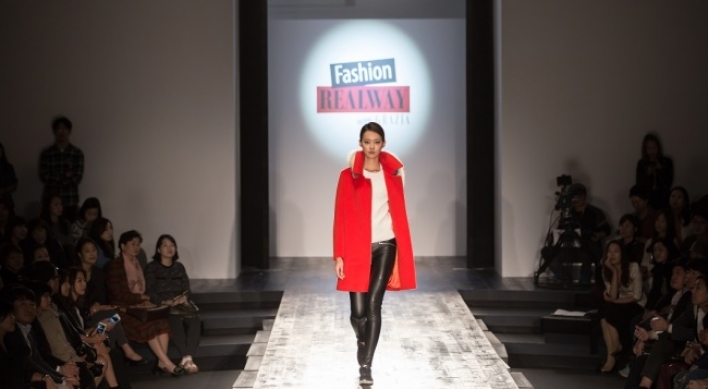 CJ O Shopping showcases winter fashion on runway