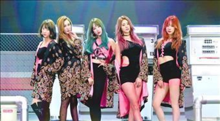 EXID sheds tears at first concert