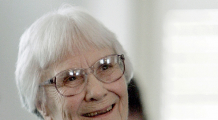[NEWSMAKER]'To Kill a Mockingbird' author Harper Lee dies at 89