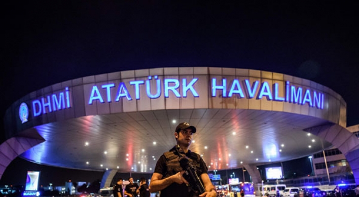 Suspected IS attack kills dozens at Istanbul's airport