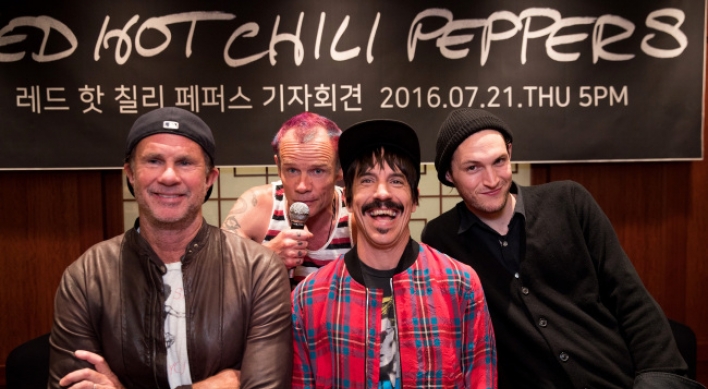 Red Hot Chili Peppers return as ‘roaring beasts’