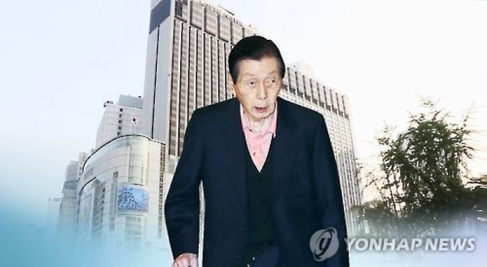 [Super Rich] Money-losing Lotte Shopping pays do-nothing founder W800m